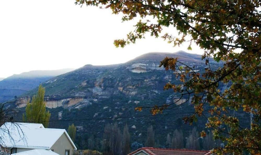 Golden View Luxury Self Catering Villa Clarens Exterior photo